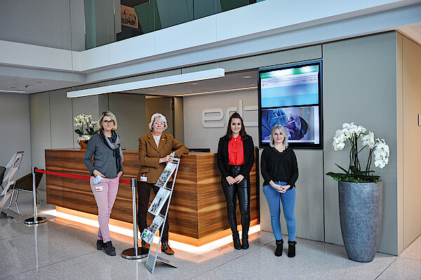 Erbe Reception Ladies